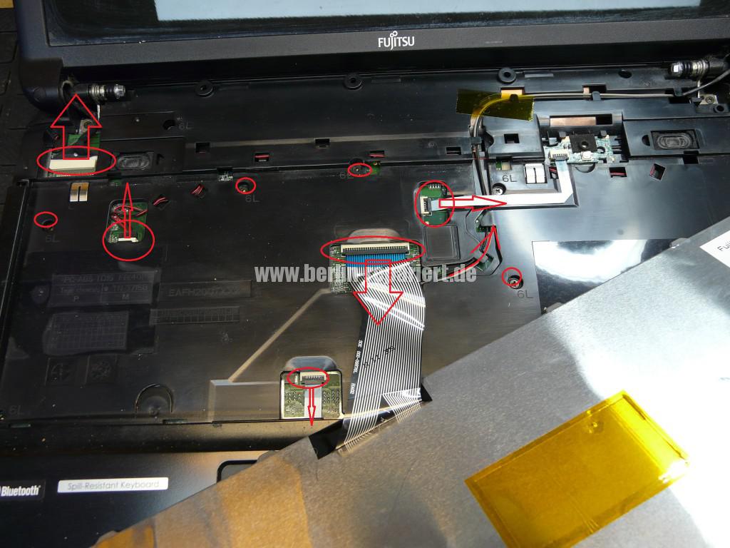 Fujitsu Lifebook AH530, nach Kurzschluss am USB, keine Funktion (7)