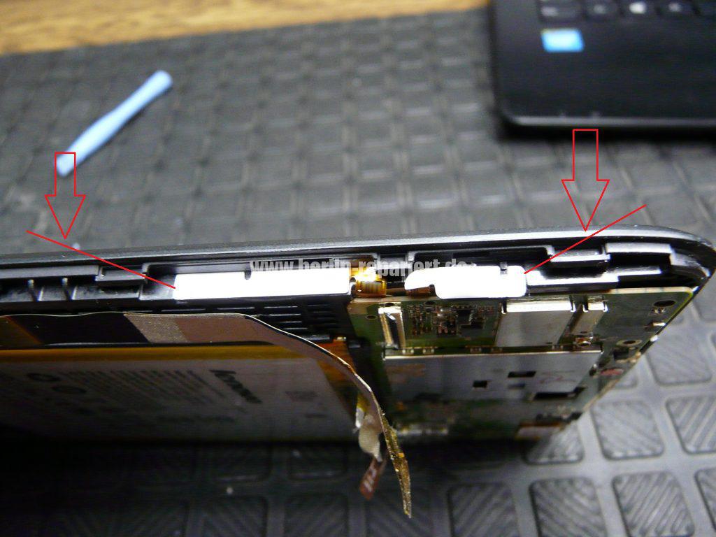 Lenovo IdeaPad S5000, Kopfhörerbuchse defekt (17)